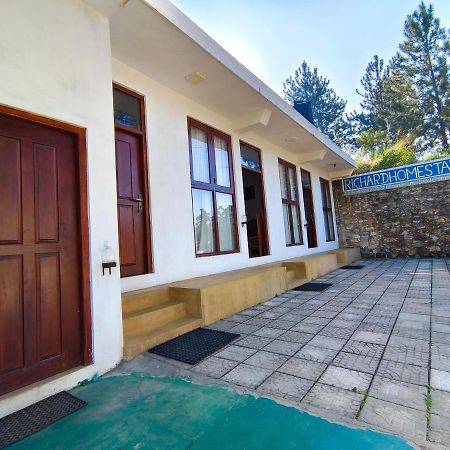 Richard Homestay 埃拉 外观 照片